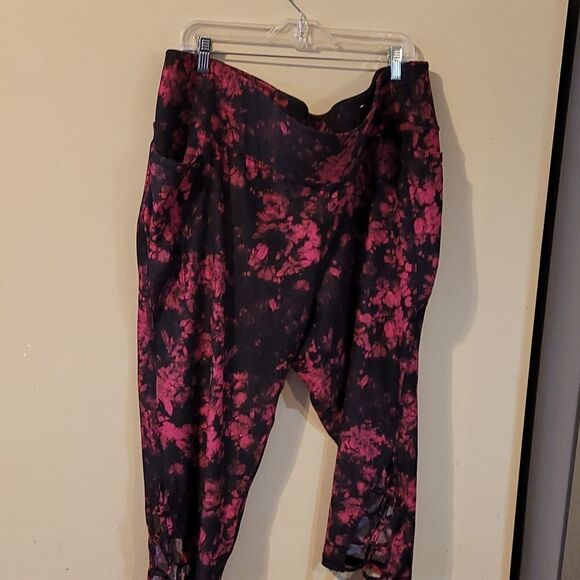Livi Active Pants - Livi active Capris length Size 26-2